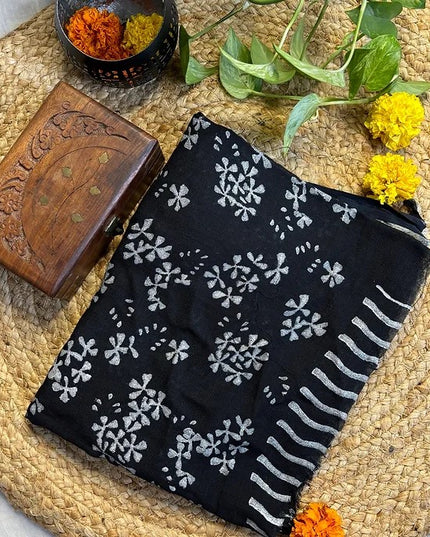 Blossoms in Shadow- Handcrafted Linen Saree