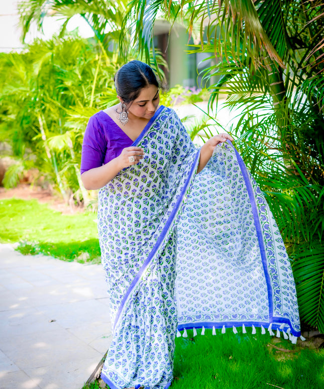 Floral Whisper - Handcrafted Mul Cotton Saree